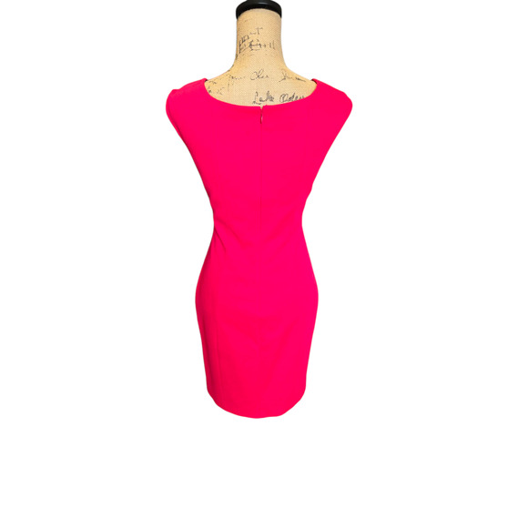 Tahari hot pink bodycon cap sleeve dress, size 8 - Picture 2 of 5